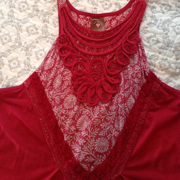 Language red top - Picture 4 of 4