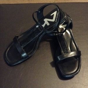 ANNE KLEIN SPORT SANDAL