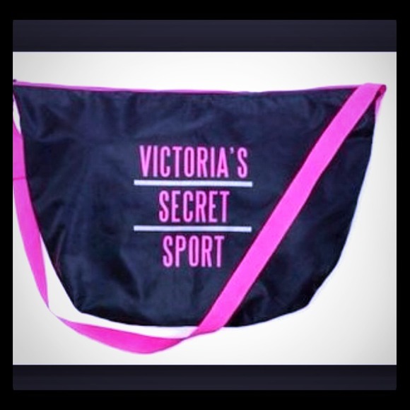 ✅Victoria secret sport gym bag🎀