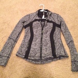 Lululemon zip up