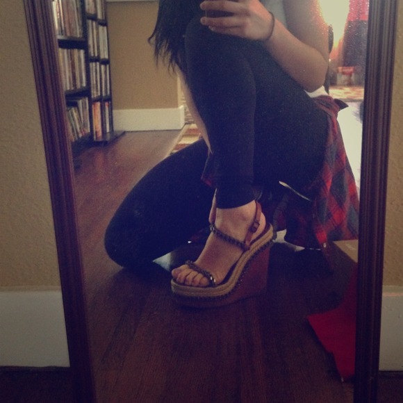christian louboutin wedges ((lowed price ))
