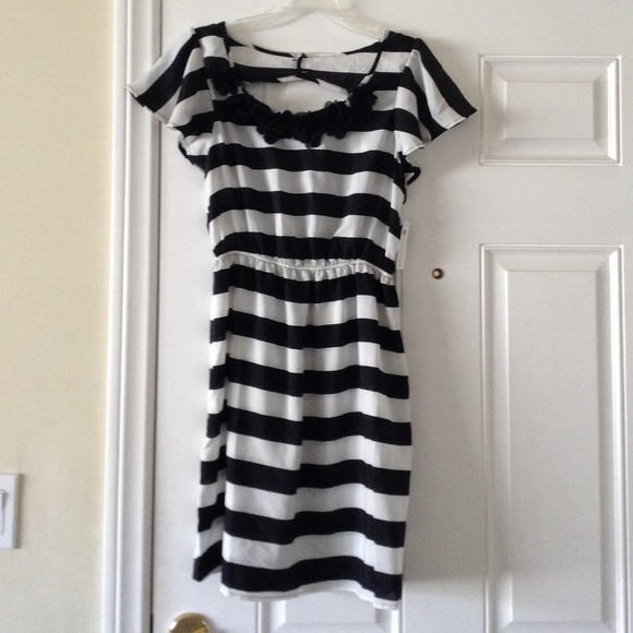 Cute black &white stripe dress with open back