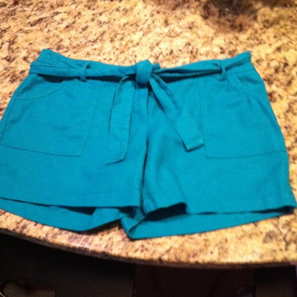 Bundle Summer Green Shorts and blk lace skirt