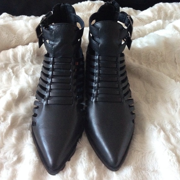 Forever 21 Shoes - Refined Leather Booties 6-6.5 Forever 21 Shoes - Refined Leather Booties 6-6.5