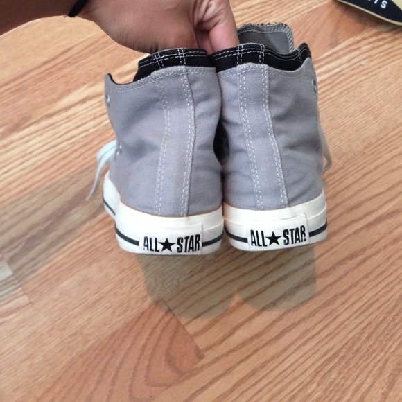 Converse shoes - Picture 3 of 4