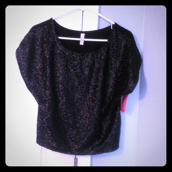 Black sequins top NWT sz XS