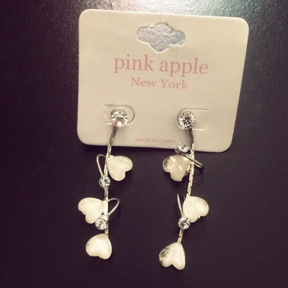 NEW! Hearts Dangle Earrings