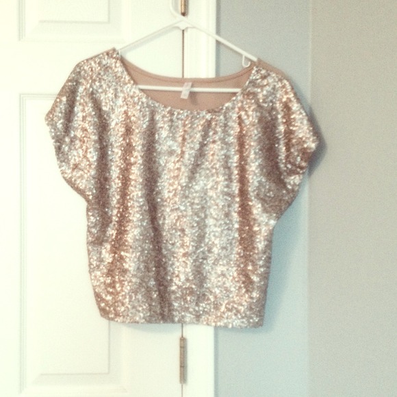 Silver sequins top. Perfect night out top! Size Sm