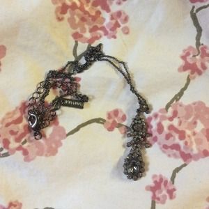 Jewelmint Antoinette Noir Necklace