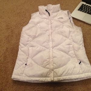 North face puffy vest