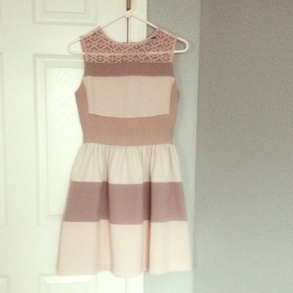 Badgley Mischka Perfect Party Dress sz Sm