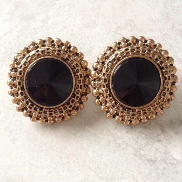 Black/Gold earrings