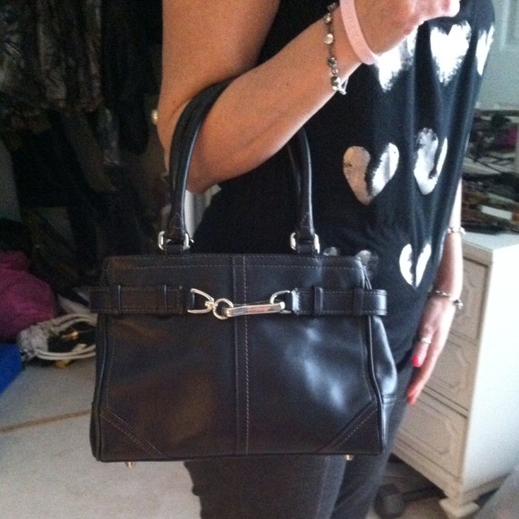 Additional pic of coach purse
