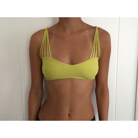 SOLD ❌ Acacia Swimwear Samoa Top - Picture 4 of 4