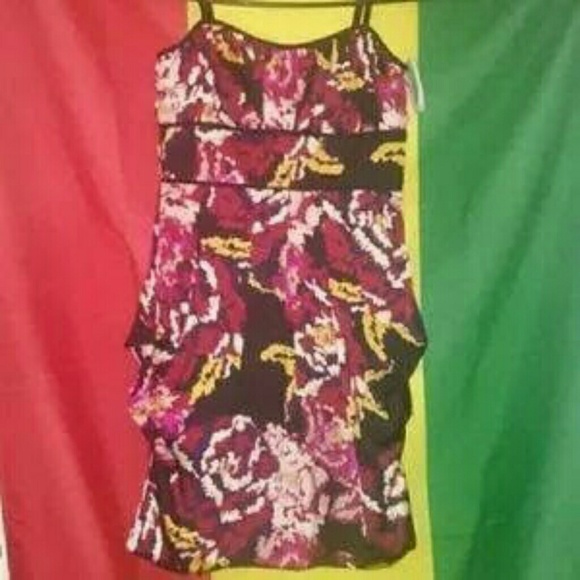 "SUMMER IN THE CITY" - Picture 2 of 2