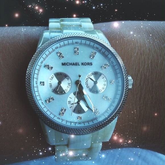 ⭐️SOLD⭐️ Michael Kors watch