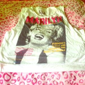 Marilyn Munroe crop top