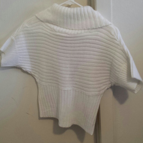 Top - Picture 2 of 2