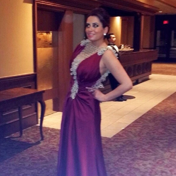 Dress❤️ - Picture 2 of 4