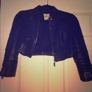 Bebe leather jacket😍