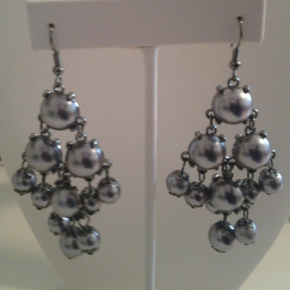 Fun & flirty jewelry sets! - Picture 3 of 4