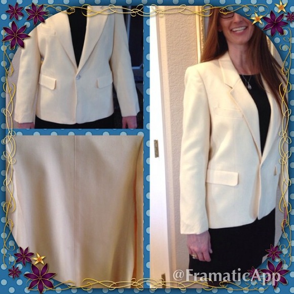 🎉🎉HP 8/11🎉🎉 Vintage Evan-Picone Cream Blazer