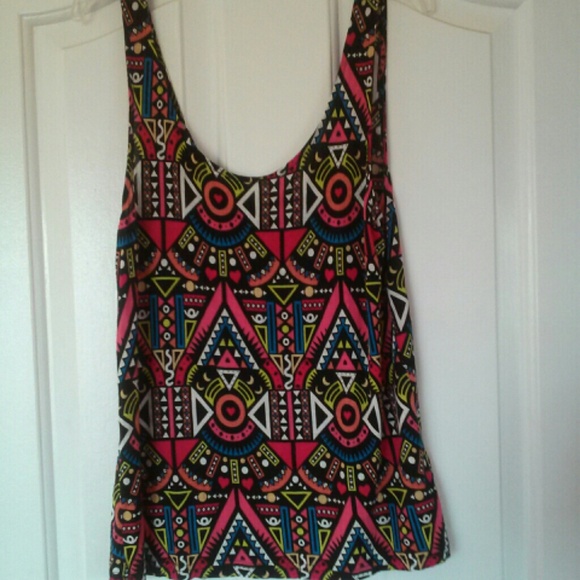 Aztec Top - Picture 1 of 2