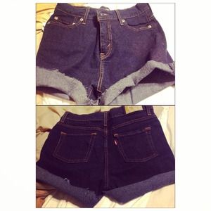 High waisted levi shorts
