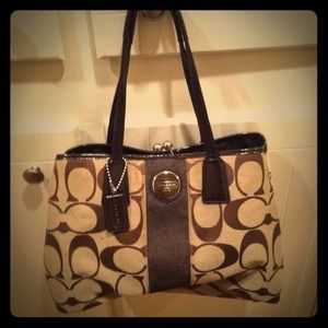 Coach handbag