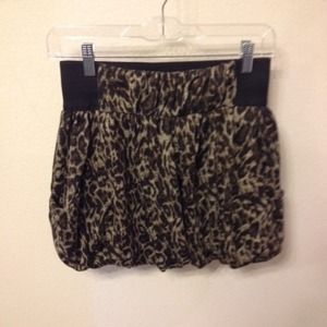 Leopard print bubble skirt
