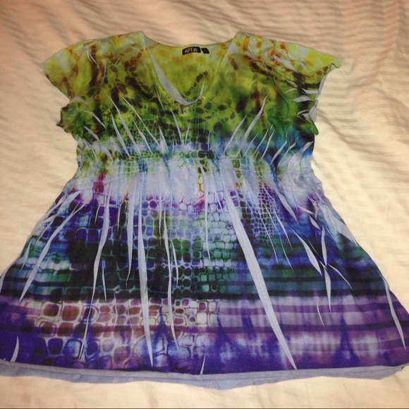 Pretty top in blues, greens & shades of purple