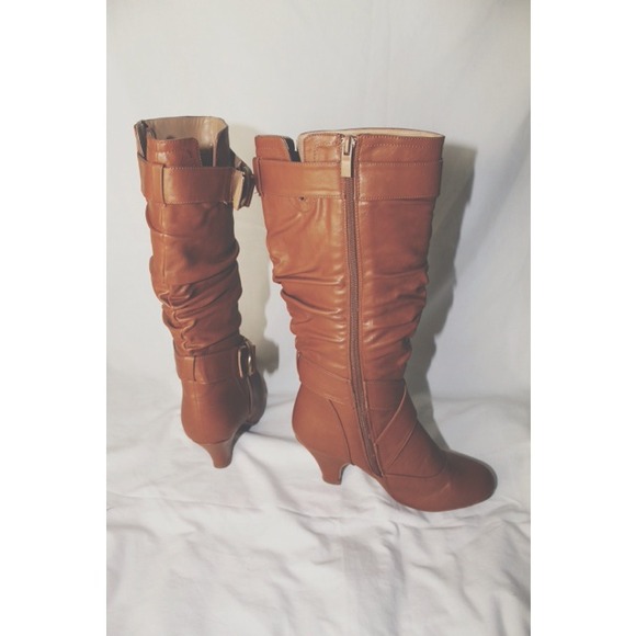 Light brown boots - Picture 3 of 4