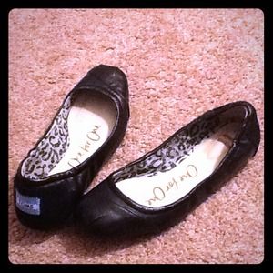 Toms Ballerina shoes, with Toms Great Gatsby tote