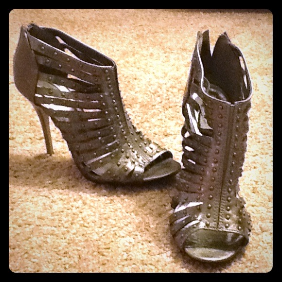 Pewter Grey heels