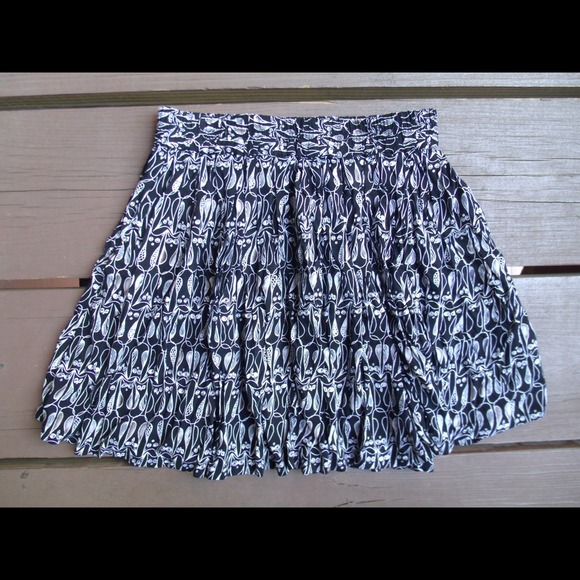 ❗️REDUCED❗️Black owl print skirt
