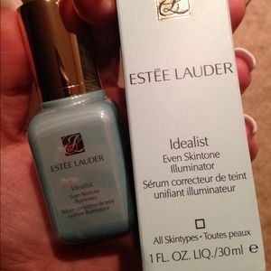 Estée Lauder idealist! Never used!!!