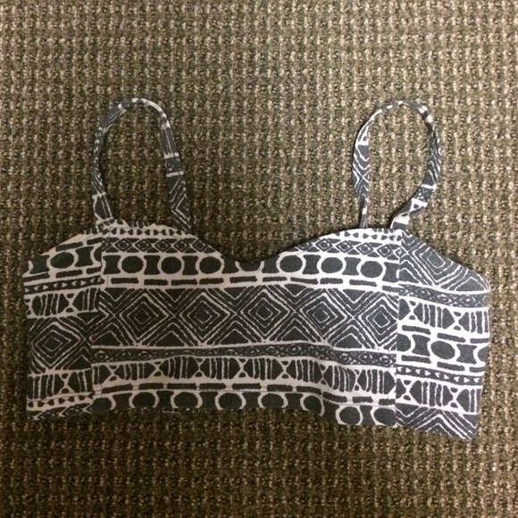 Brandy Melville bralette