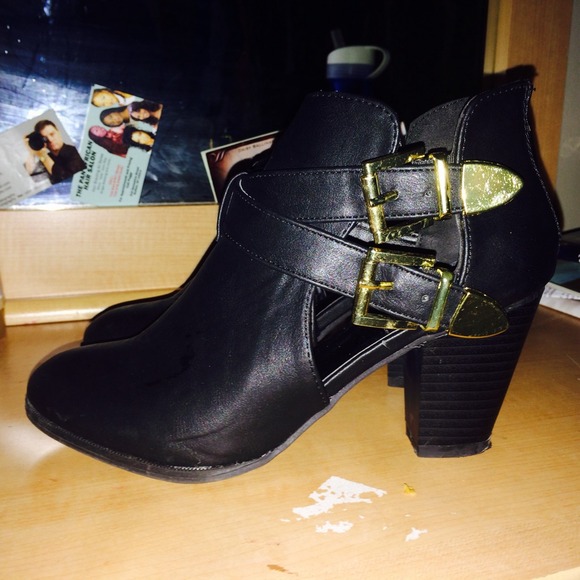 Cute Cheap booties