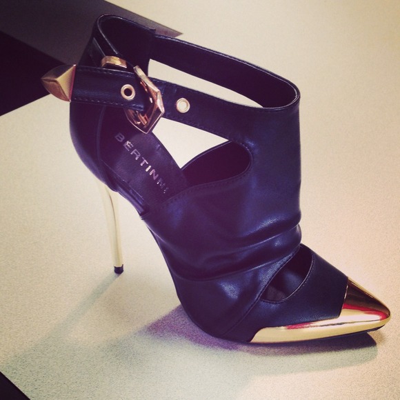 Sexy gold & black booties
