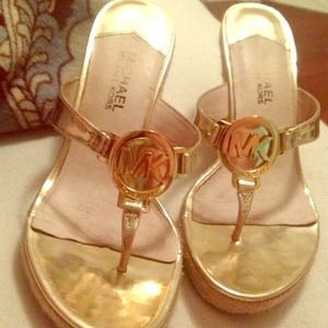 ✂️ FINAL PRICE CUT...MICHAEL KORS SANDALS