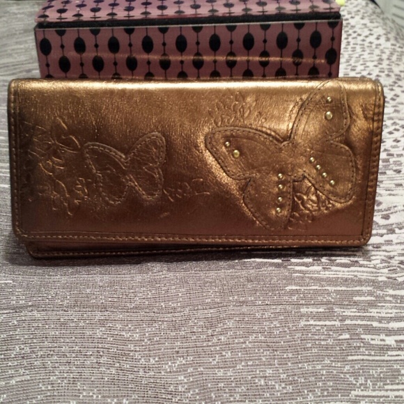 Fossil wallet