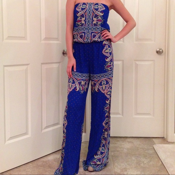 ❌SOLD❌NWT Multi Color JumpSuit