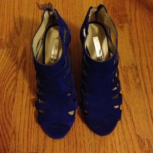 Inc navy blue heels