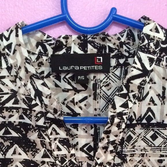 Aztec Print Top - Picture 4 of 4