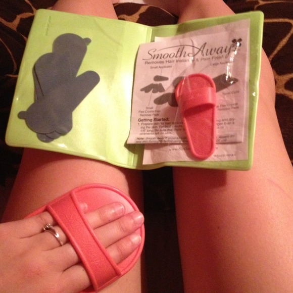 Smooth Away; Removes hair instantly & pain free!