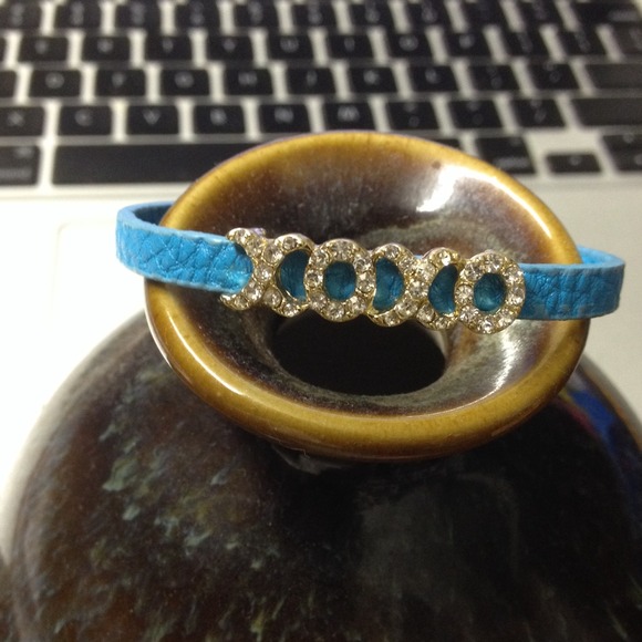 XOXO turquoise bracelet