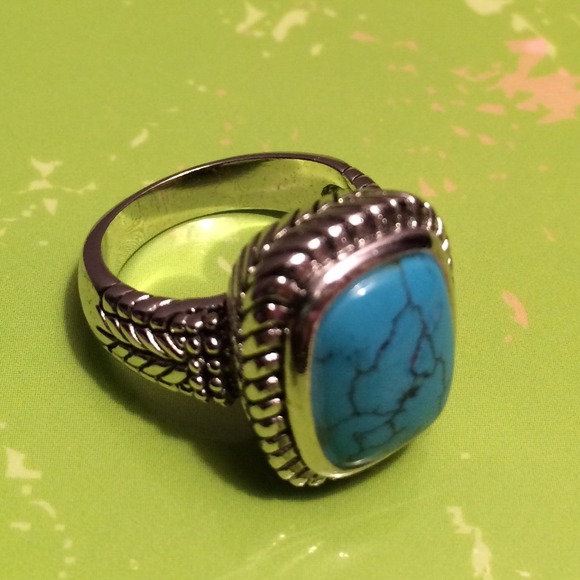 Fashion ring - Picture 1 of 3