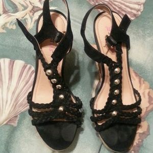 Wedges (black)