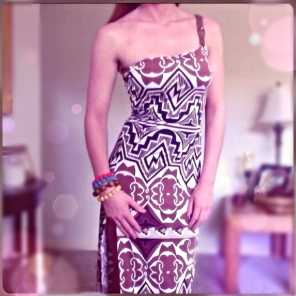 Printed Maxi Dress - Picture 2 of 4