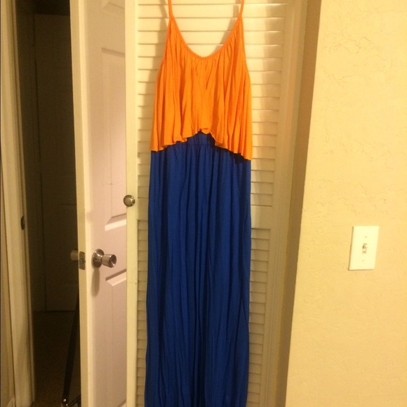 Maxi dress